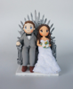 Picture of Iron Thrones wedding cake topper