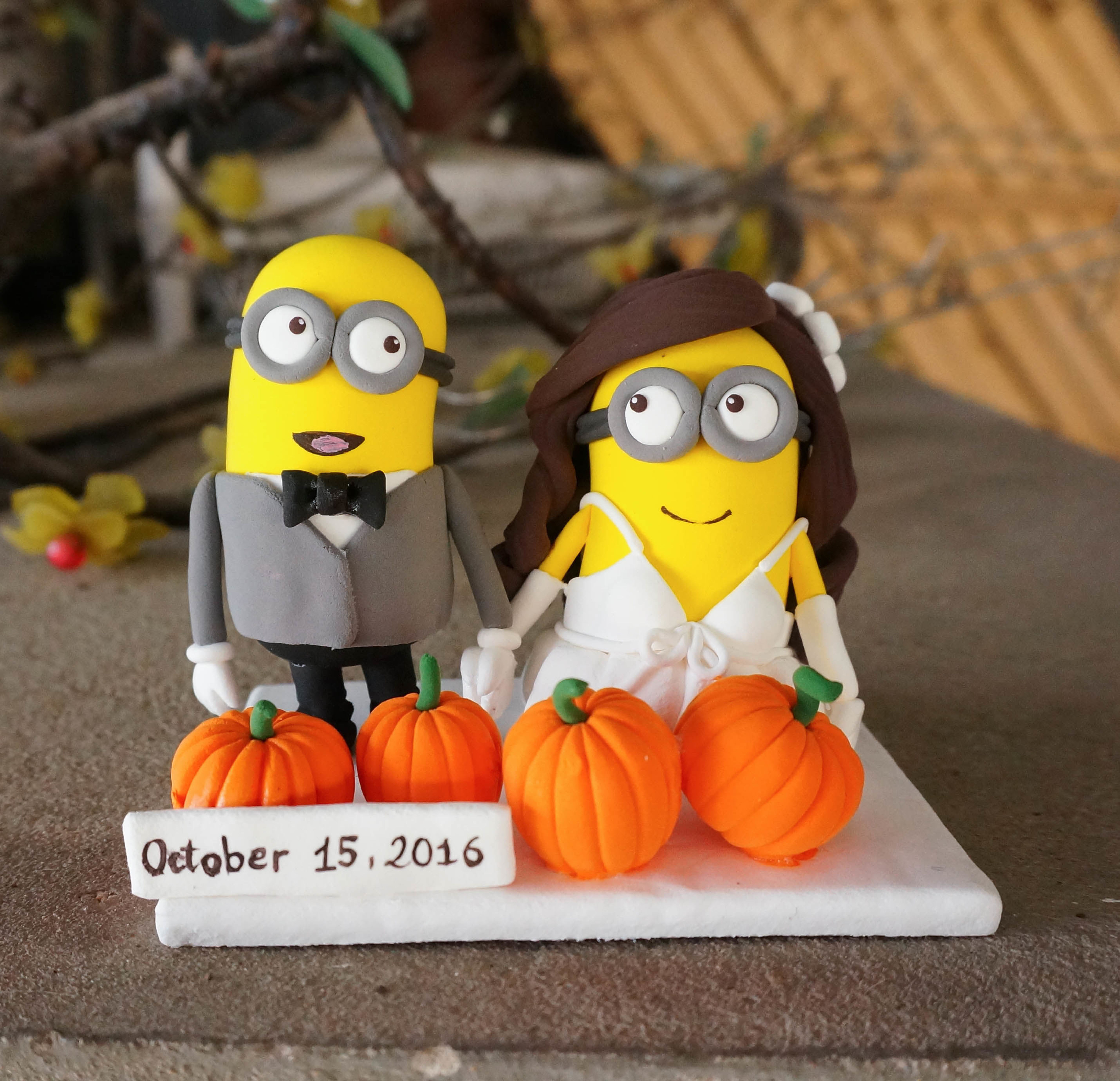 Picture of Autumn Wedding cake topper, Minion Bride & groom