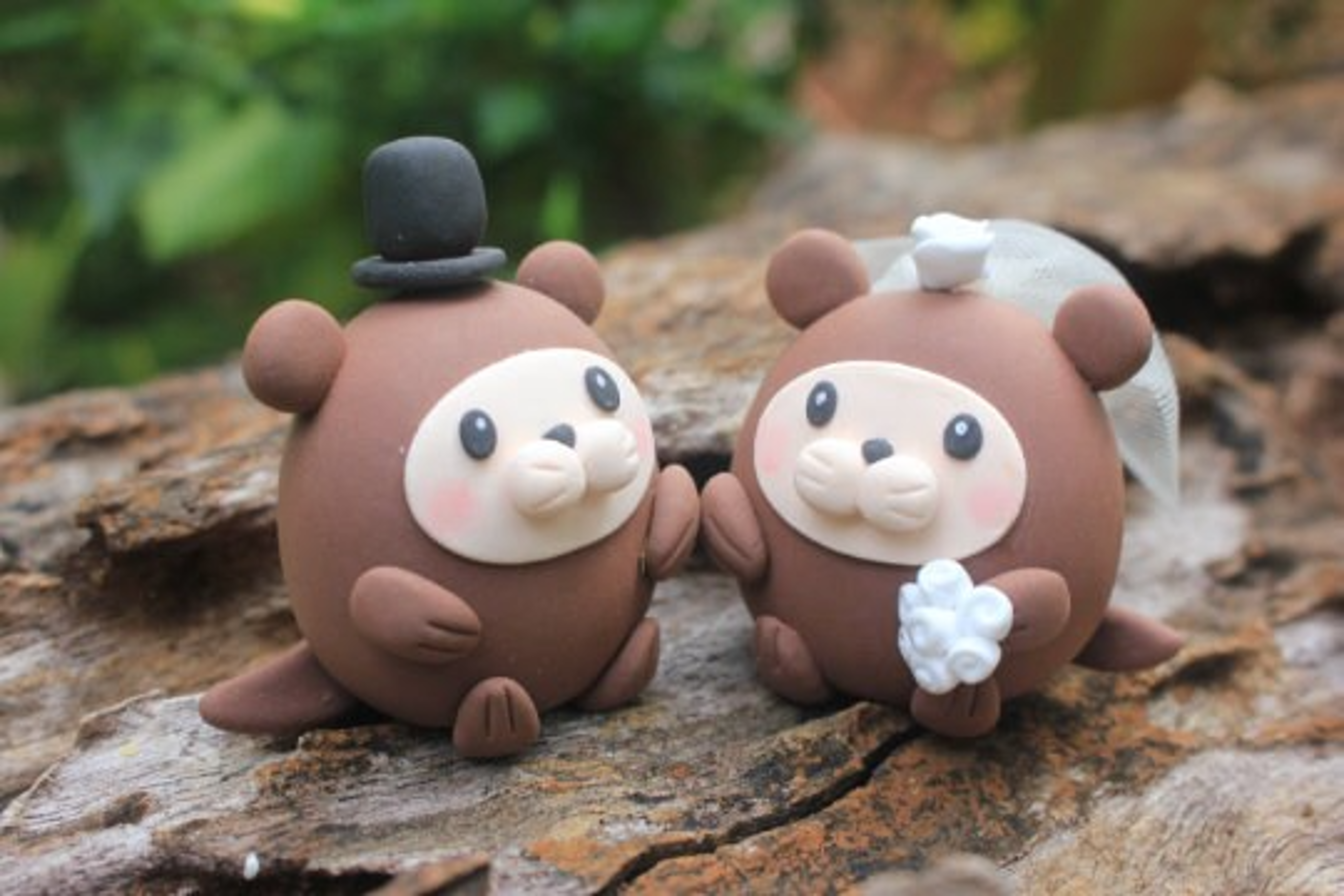 Picture of Seal Wedding Cake Topper