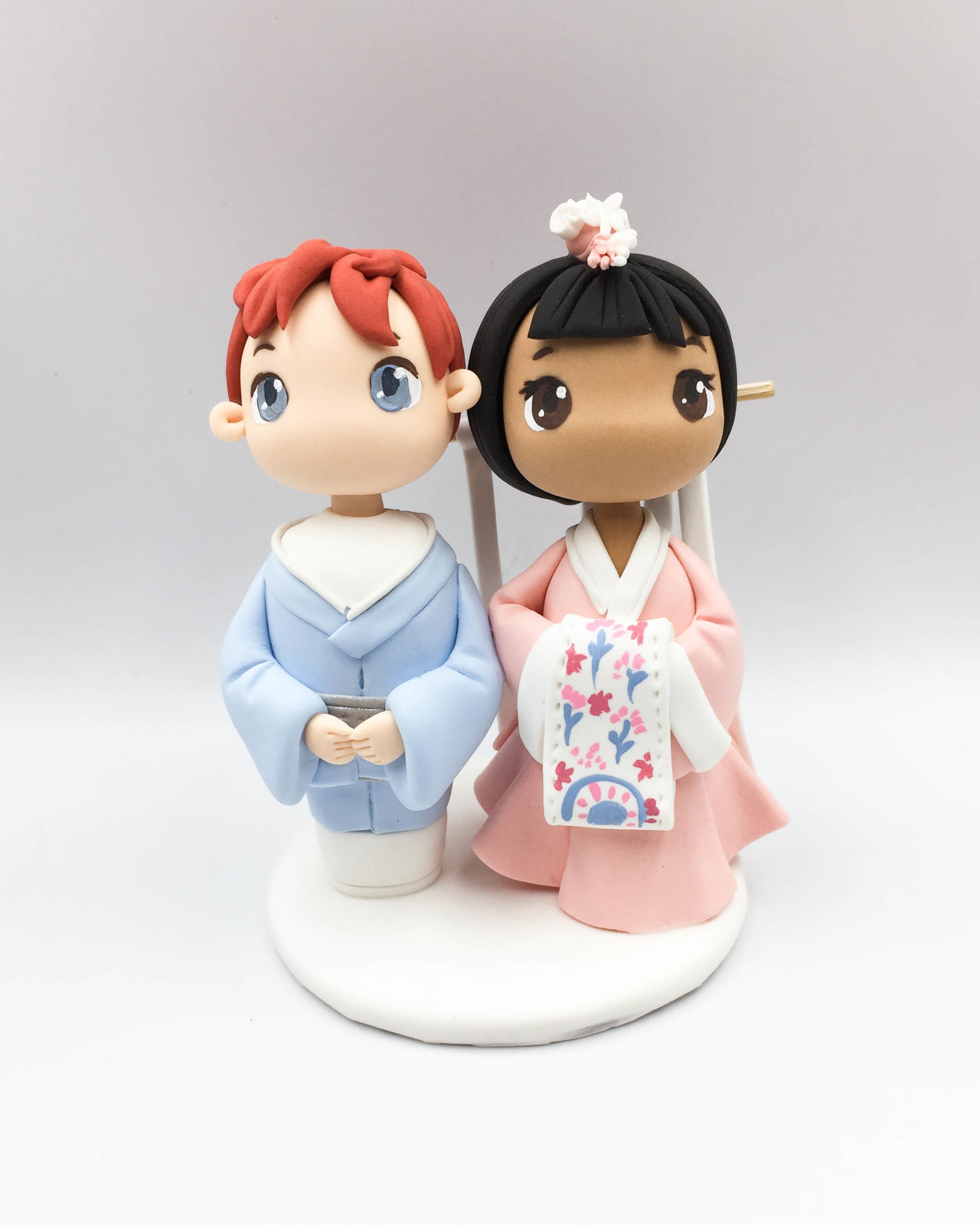 Picture of Korean Traditional Wedding Cake Topper, Blue & Pink Hanbok wedding cake topper