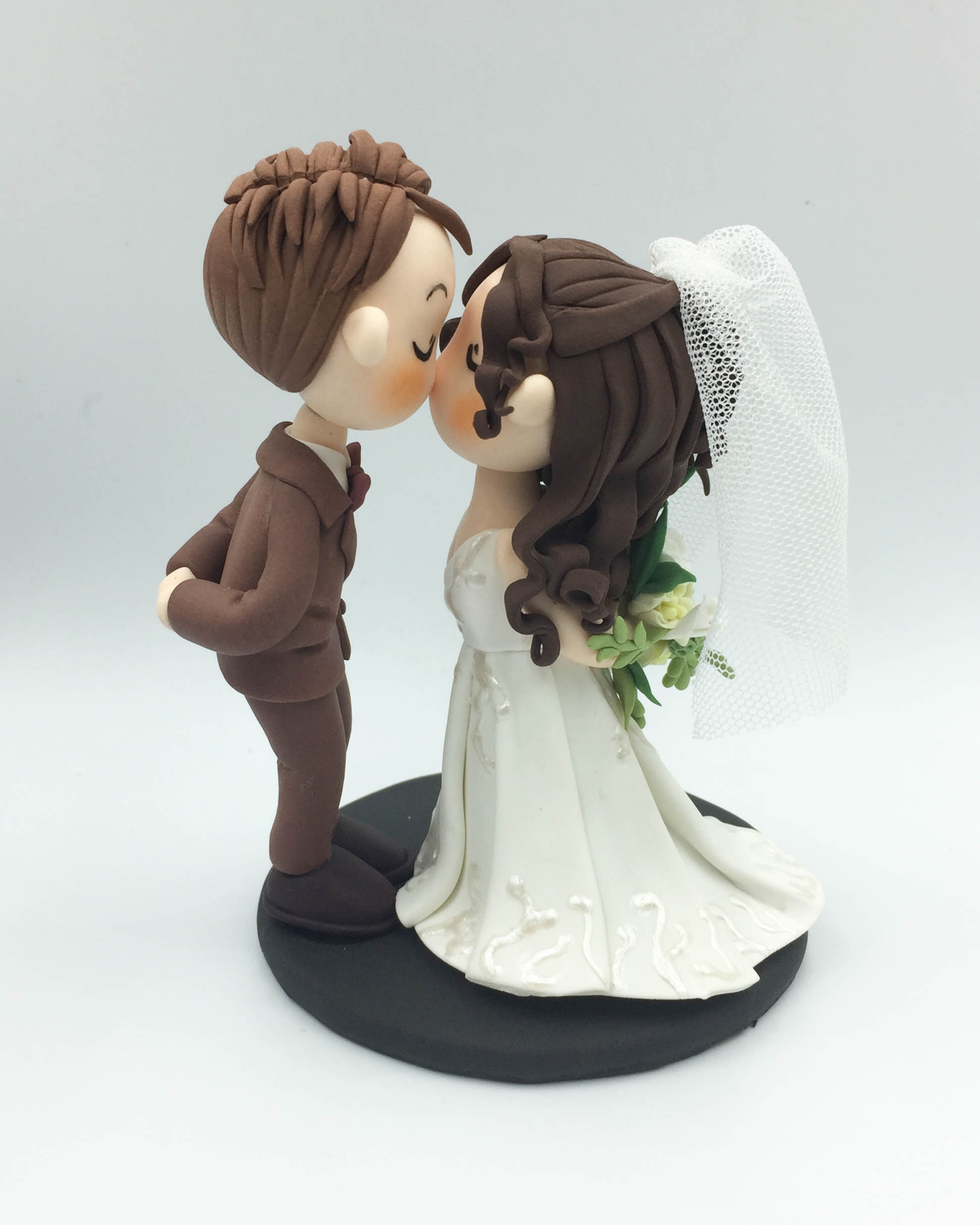 Picture of Rustic Wedding Cake Topper, Kissing Bride and Groom Wedding Figurine